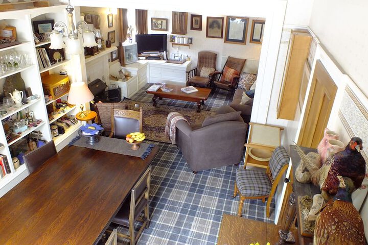 Room 8 of 20