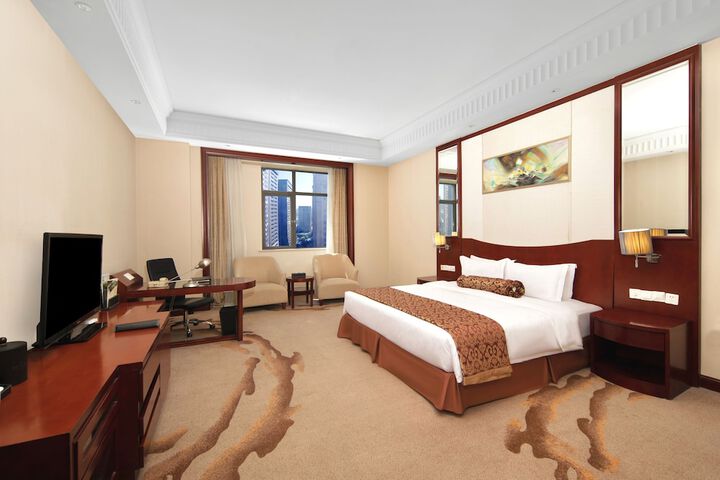 Room 7 of 60