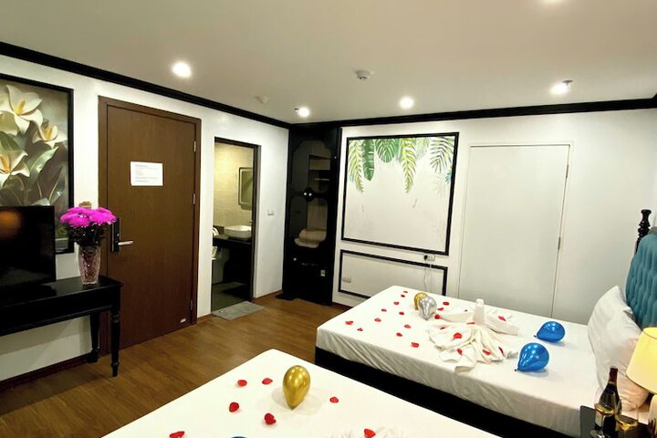 Room 20 of 36