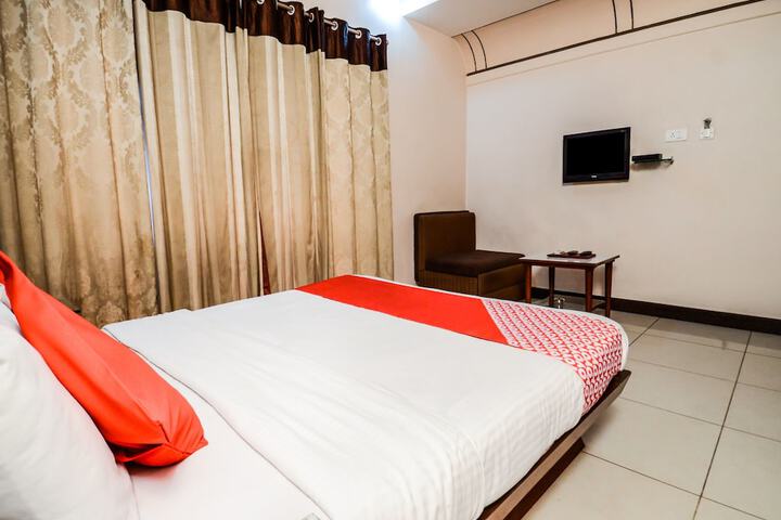 Room 15 of 20