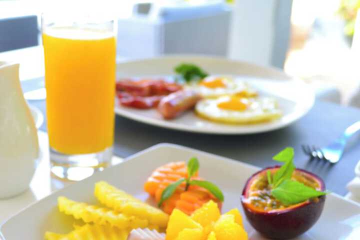 Breakfast/Coffee Service 97 of 124