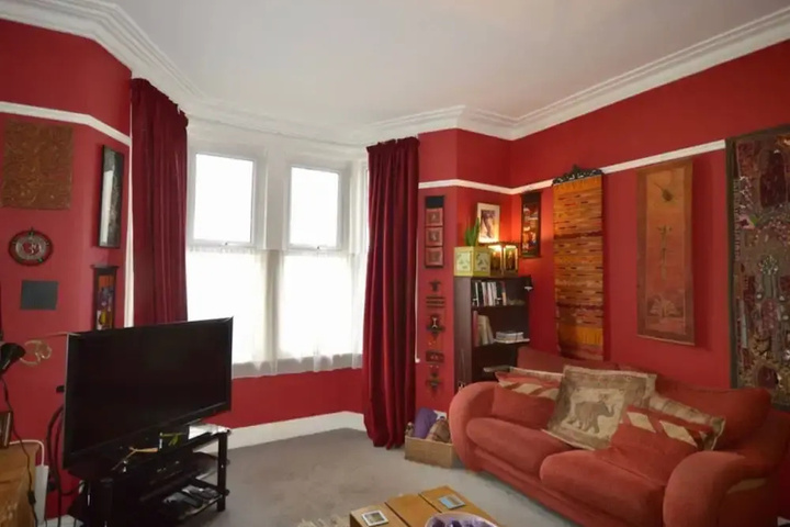 Room 2 of 16