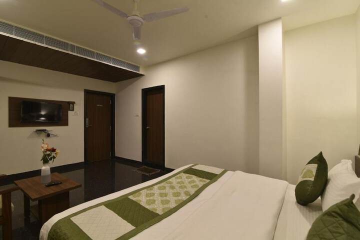 Room 21 of 43