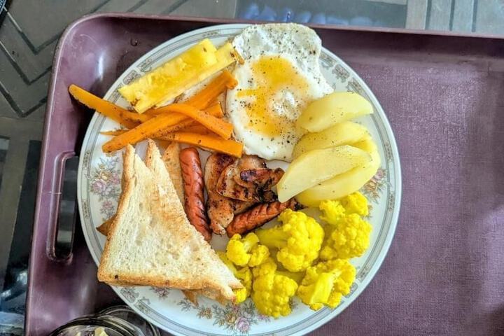 Breakfast/Coffee Service 4 of 10
