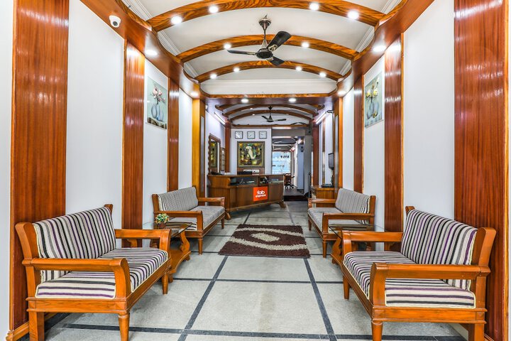 FabHotel Delight Inn