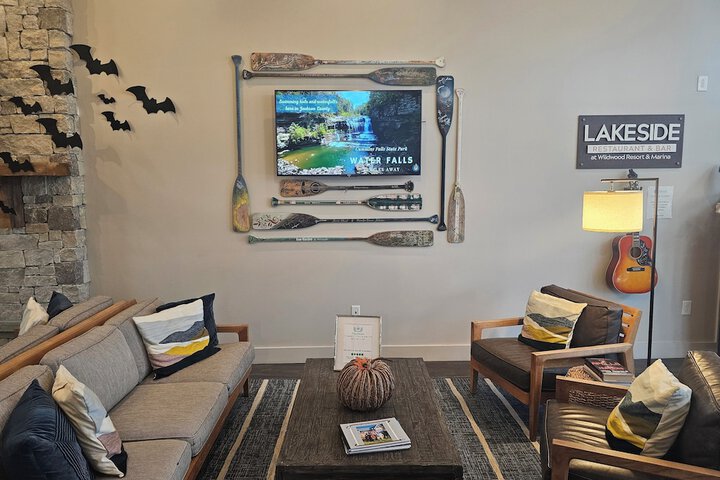 Hotel Interior 2 of 125