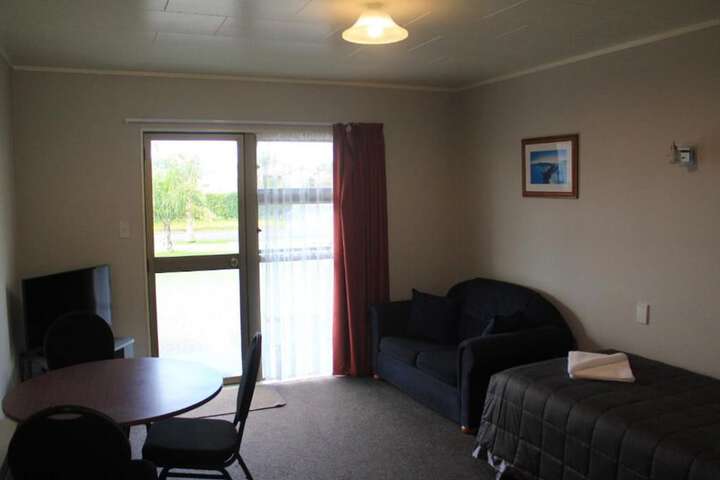 Room 7 of 36