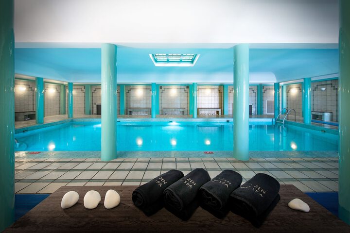 Pool 46 of 127