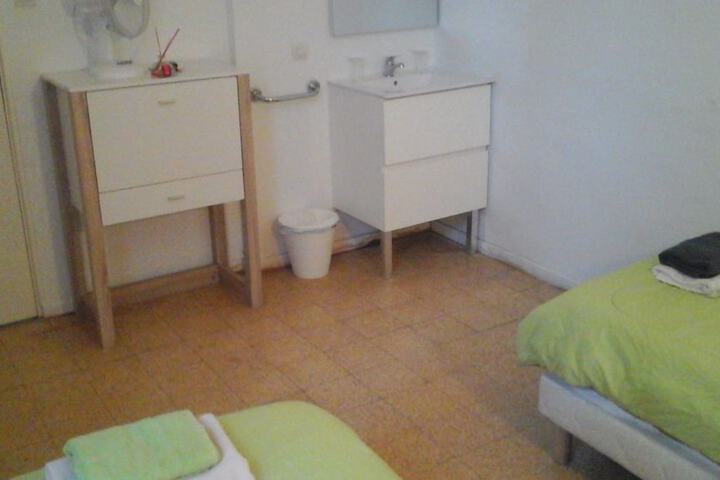 Room 10 of 62