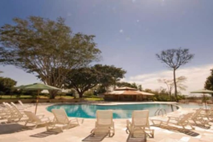 Hotel Pool