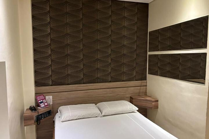 Só Love Motel
