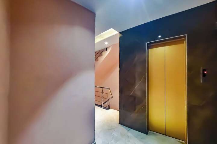 Room 19 of 25
