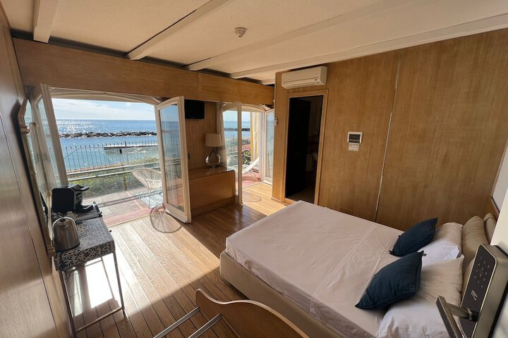 Room 10 of 59