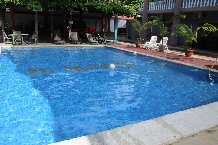 Pool 25 of 31