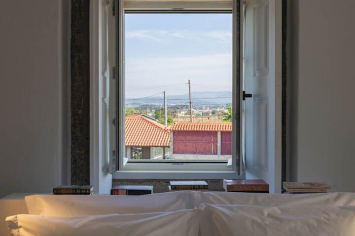 Room 54 of 100