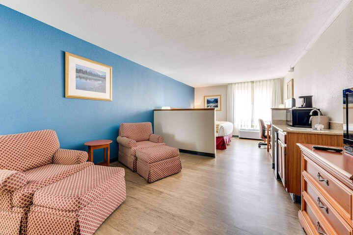 Room 15 of 68