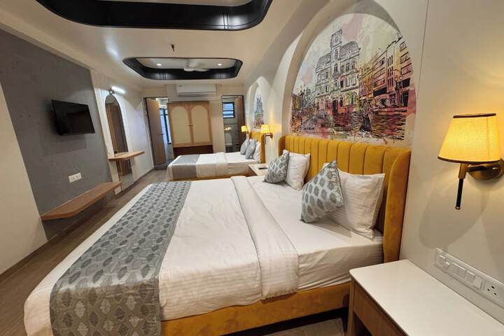Room 6 of 121