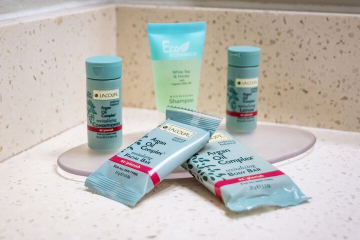 Bathroom amenities