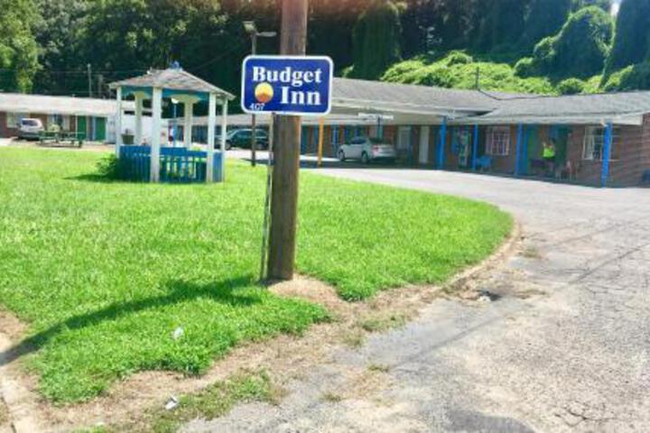 Budget Inn