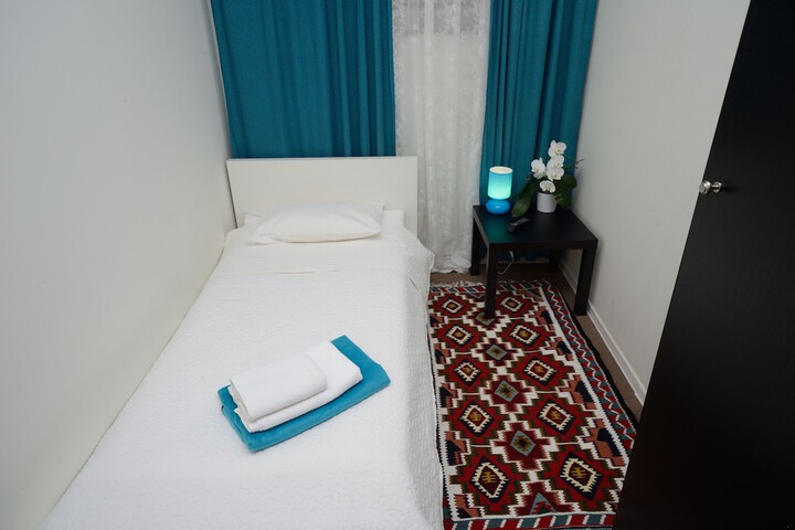 Room 28 of 48
