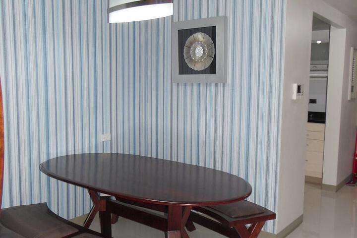 Room 10 of 38