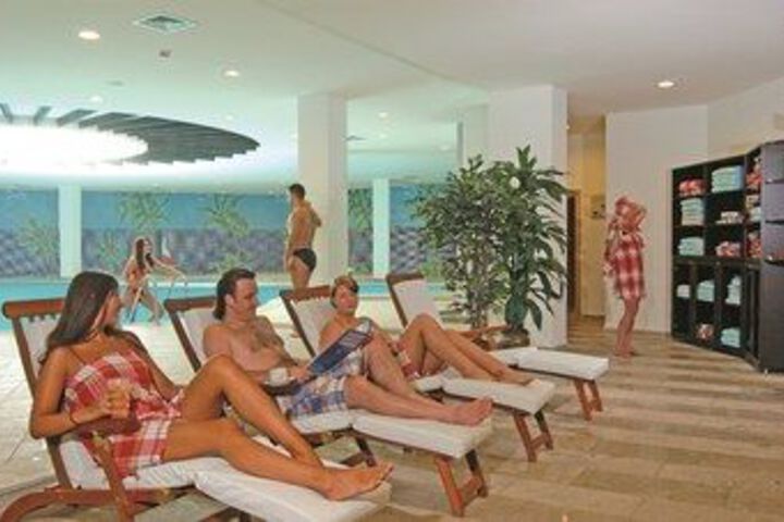 Spa 92 of 108