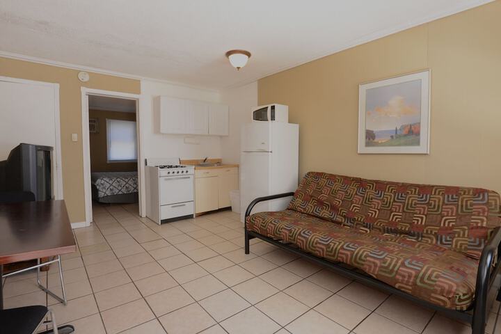 Room 25 of 42