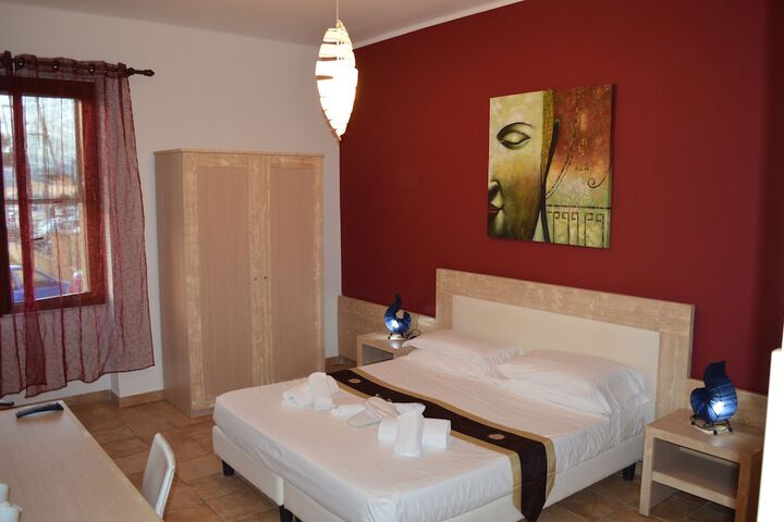 Room 15 of 44