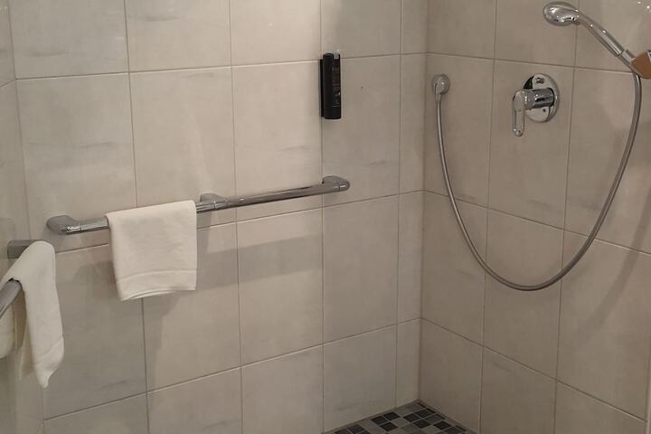 Room 126 of 130