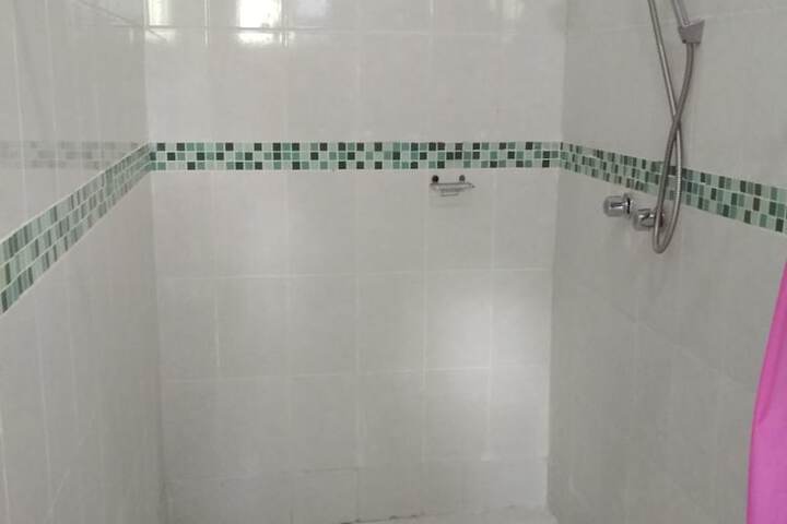 Room 100 of 105