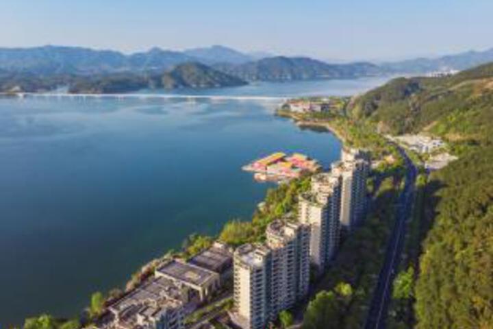 Qiandaohu Yishuiju Resort Hotel
