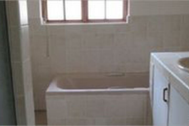 Room 2 of 11