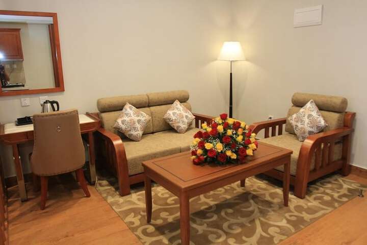 Room 17 of 32