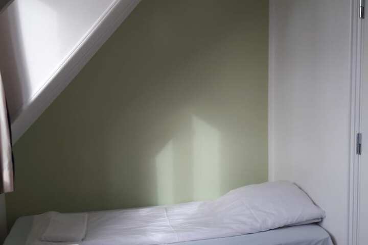 Room 19 of 56