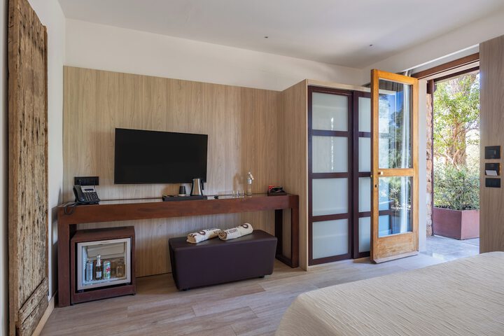 Room 32 of 106