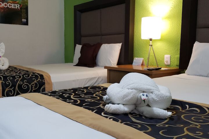Room 16 of 93