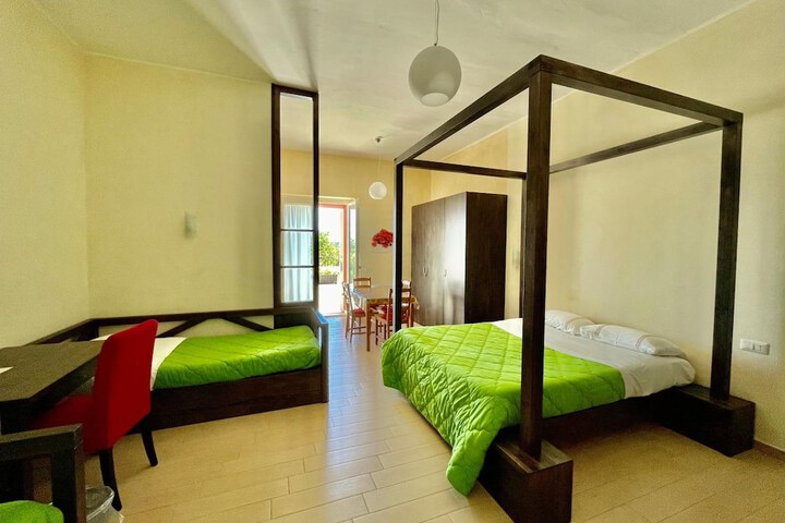Room 15 of 43