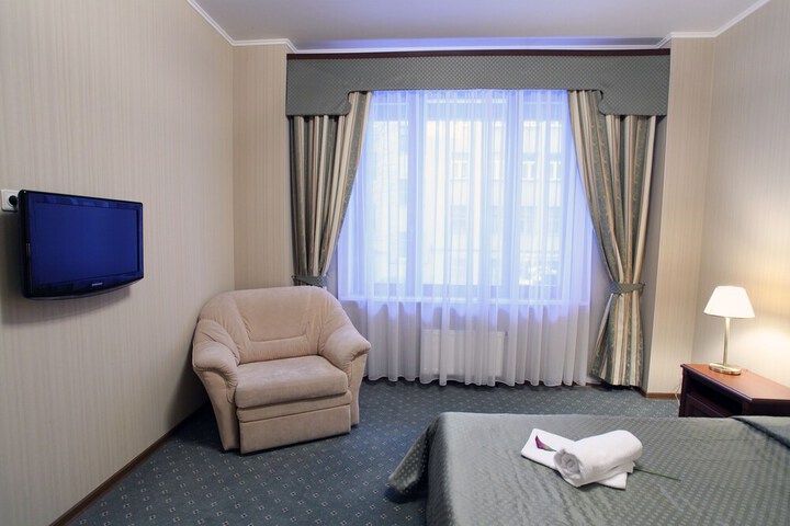 Room 20 of 49