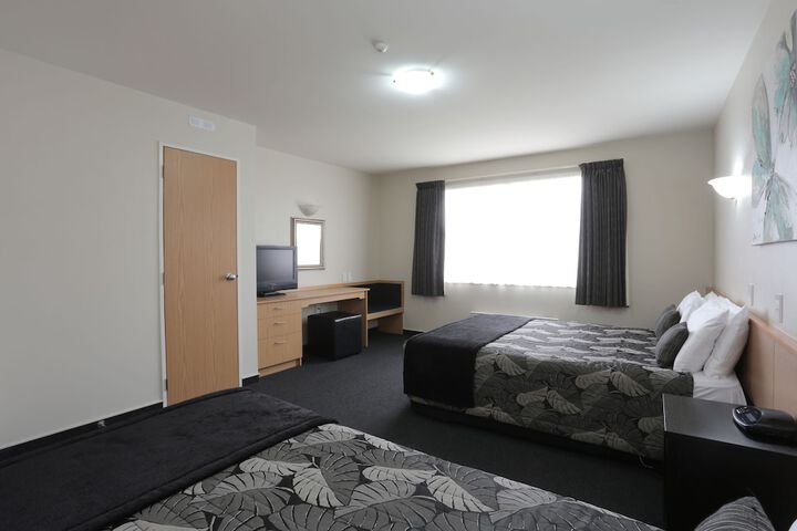 Room 4 of 41