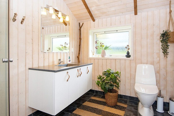 6 Person Holiday Home in Ronde