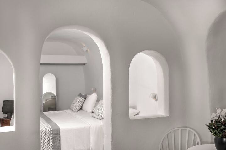 Room 45 of 107
