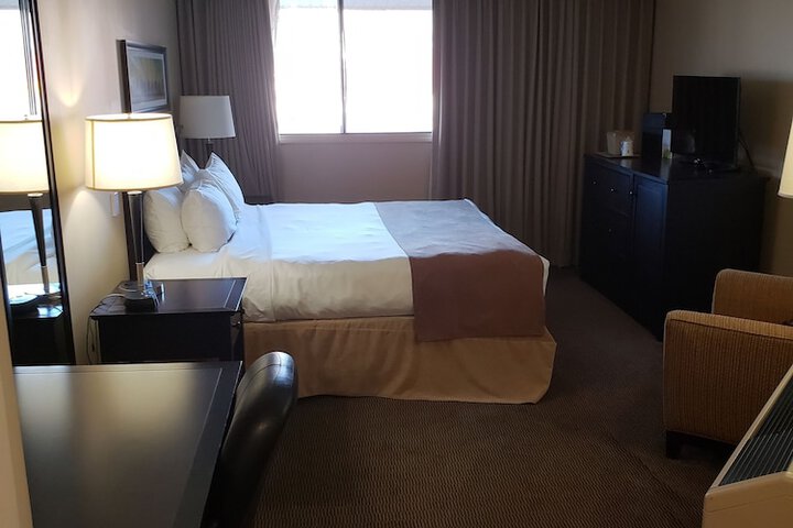 Room 10 of 44