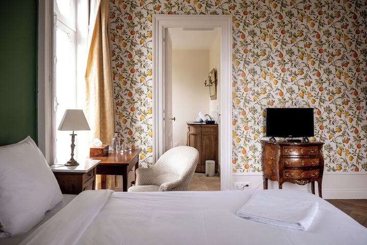 Room 41 of 92
