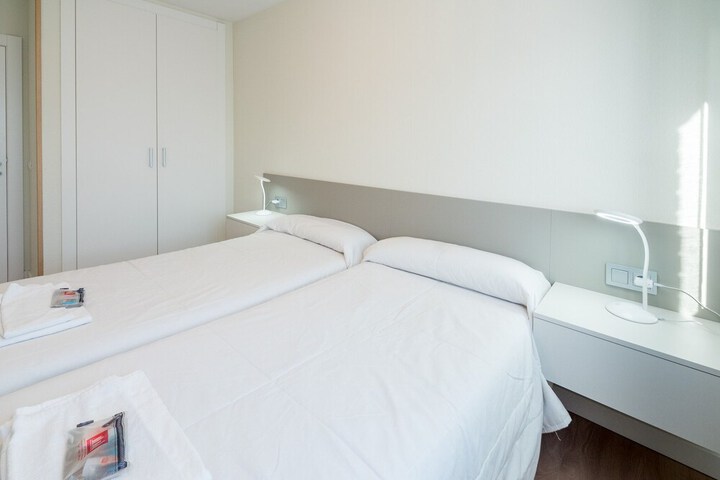 Room 6 of 124