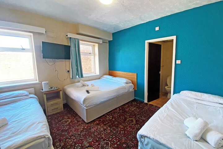 Room 17 of 41