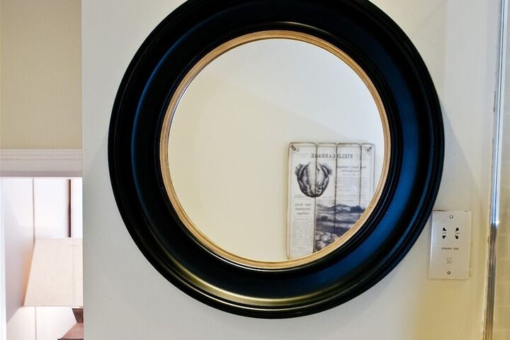 Vanity Photo