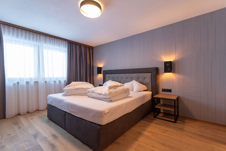 Room 8 of 39