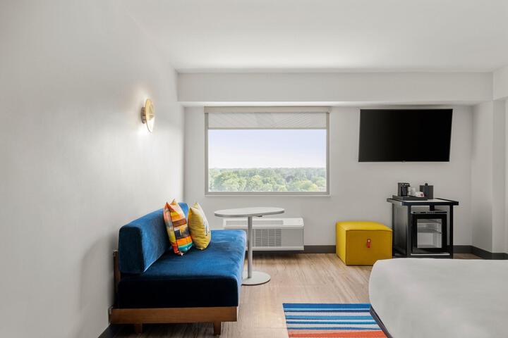 Room 5 of 54