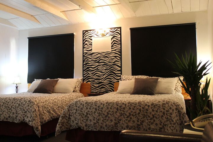 Room 4 of 29