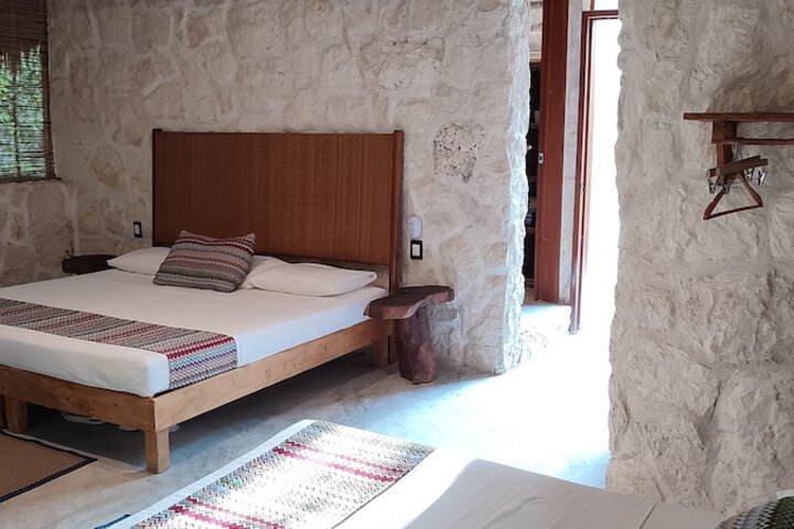 Room 20 of 121